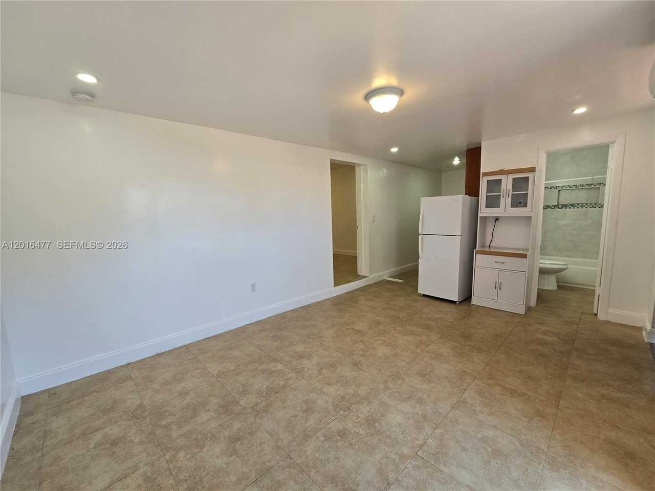 2957 Sw 36th Ct #4 - Photo 3 of 16