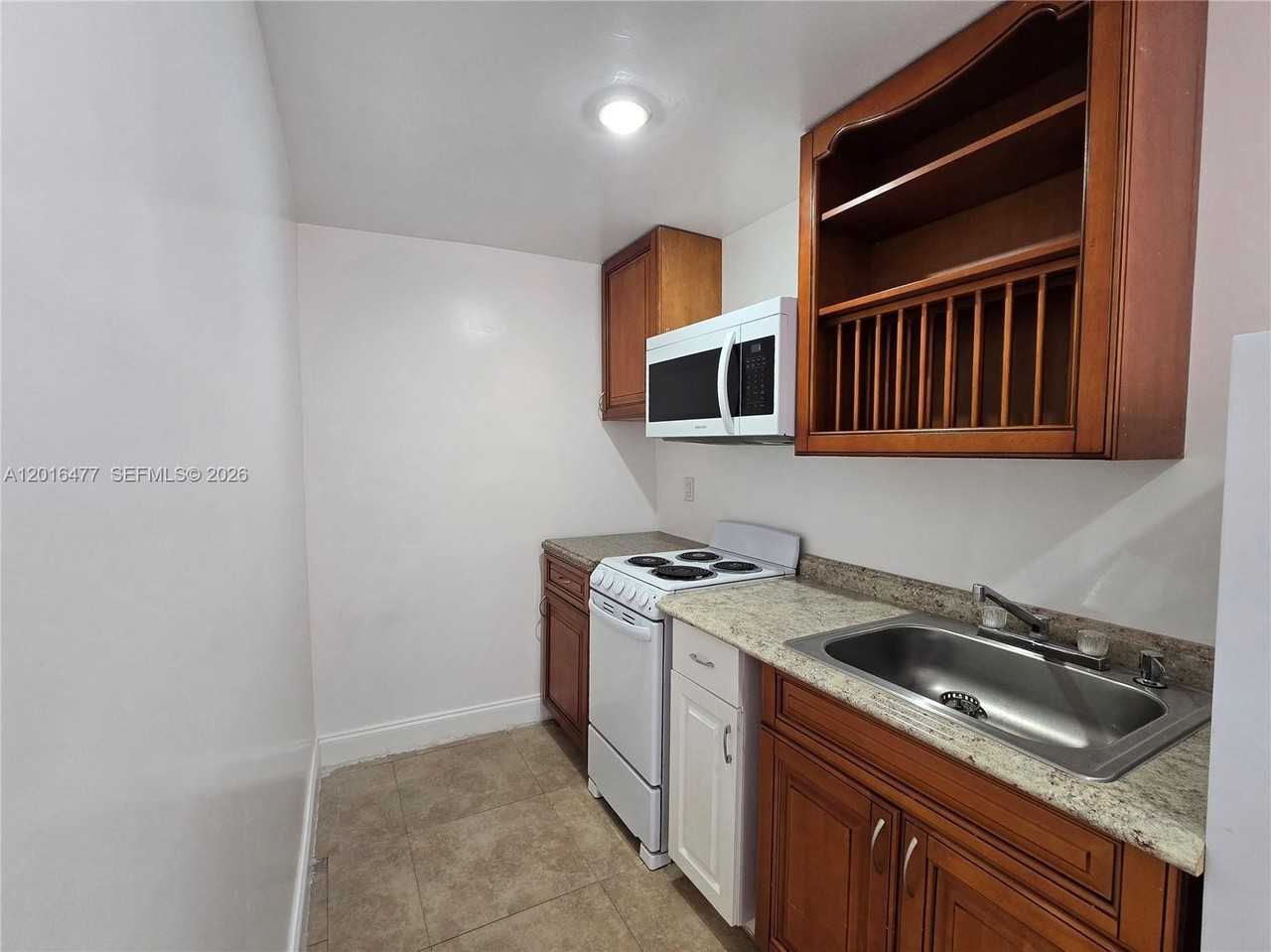 2957 Sw 36th Ct #4 - Photo 5 of 16