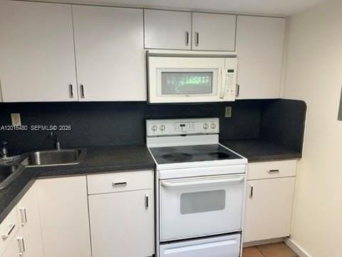9001 Sw 94th St #113 - Photo 5 of 10