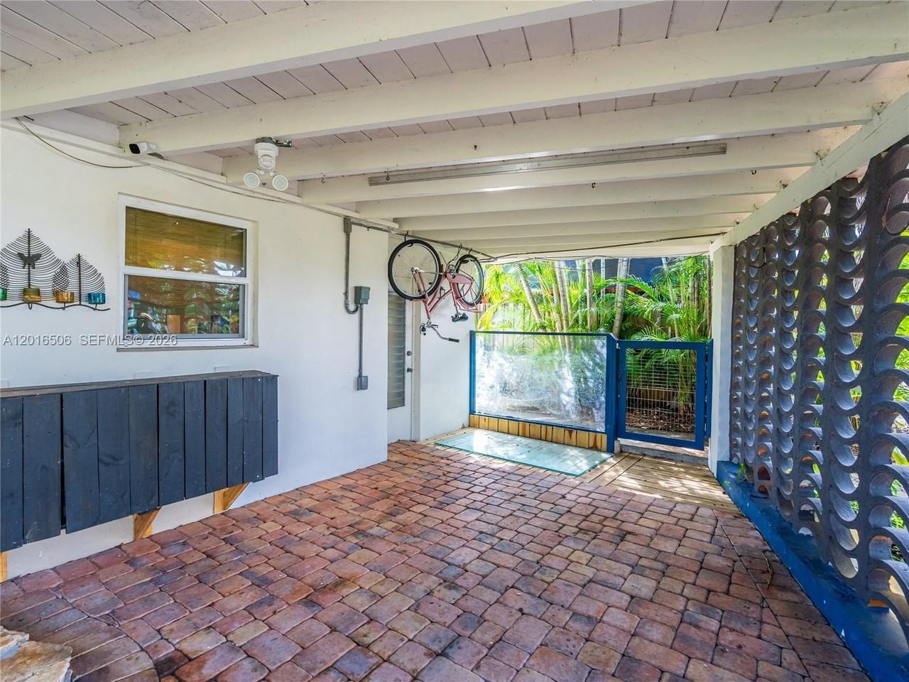 1930 Nw 32nd Ct - Photo 3 of 37