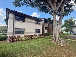 featured image of 9827 Nob Hill Ct #0