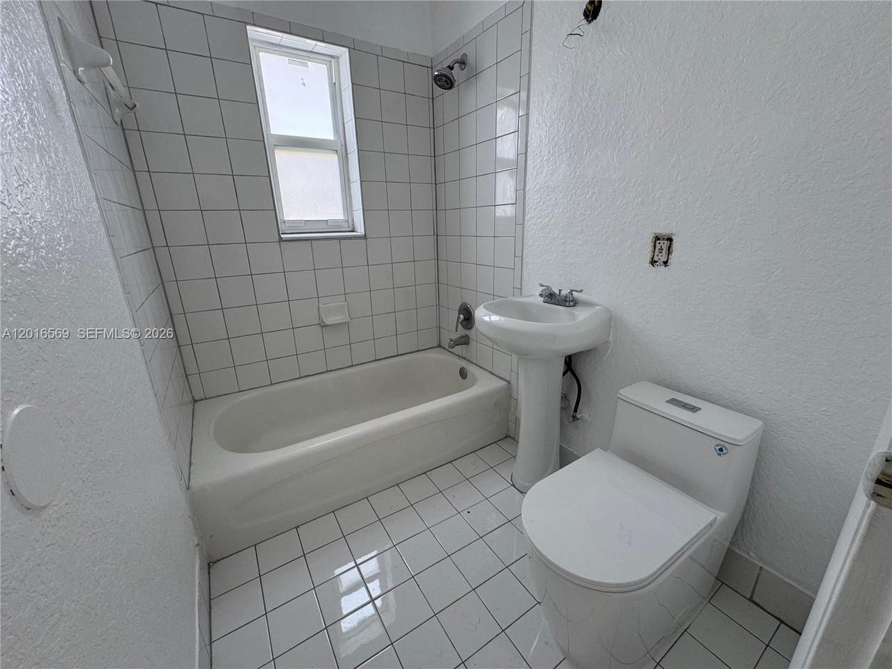8301 Nw 5th Ave #8301 - Photo 4 of 7