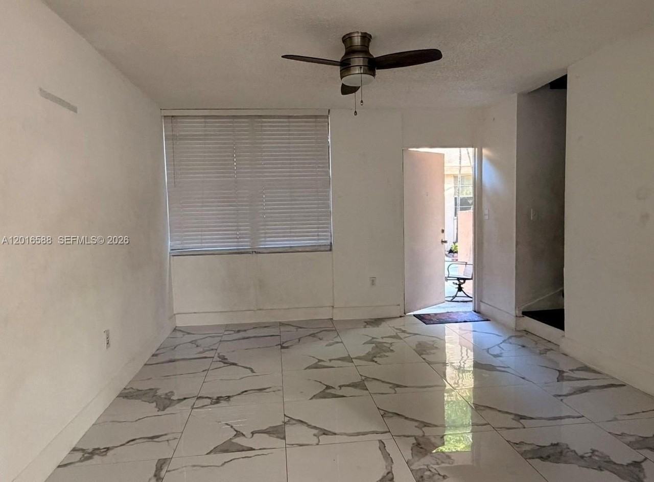 6170 Sw 68th St #21 - Photo 4 of 15