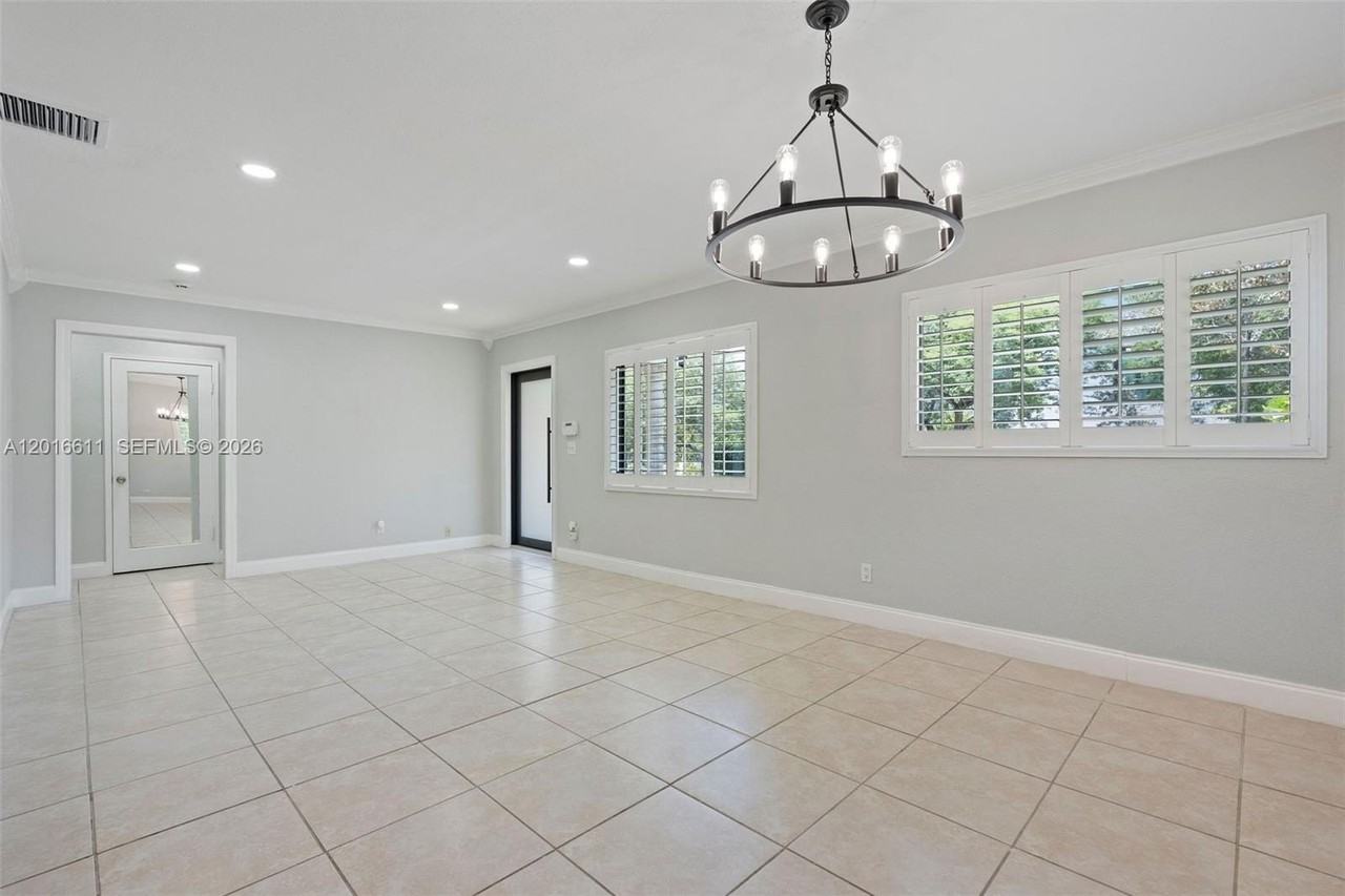 1025 Sylvania Blvd #0 - Photo 6 of 28
