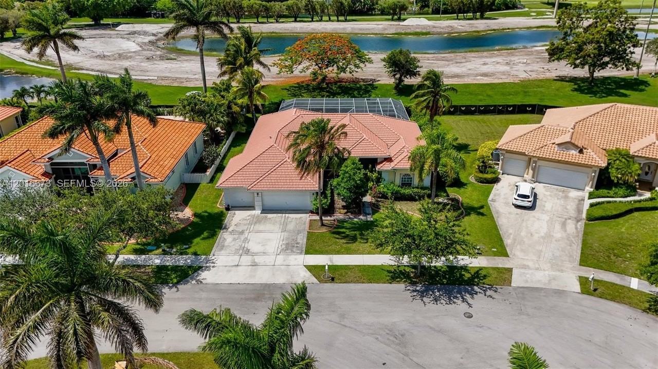 2575 Muirfield Ter #0 - Photo 2 of 50