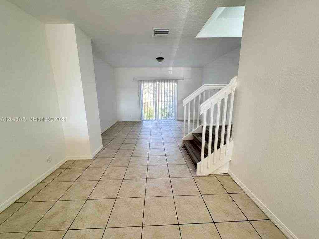 1984 Ne 5th St #203 - Photo 5 of 36