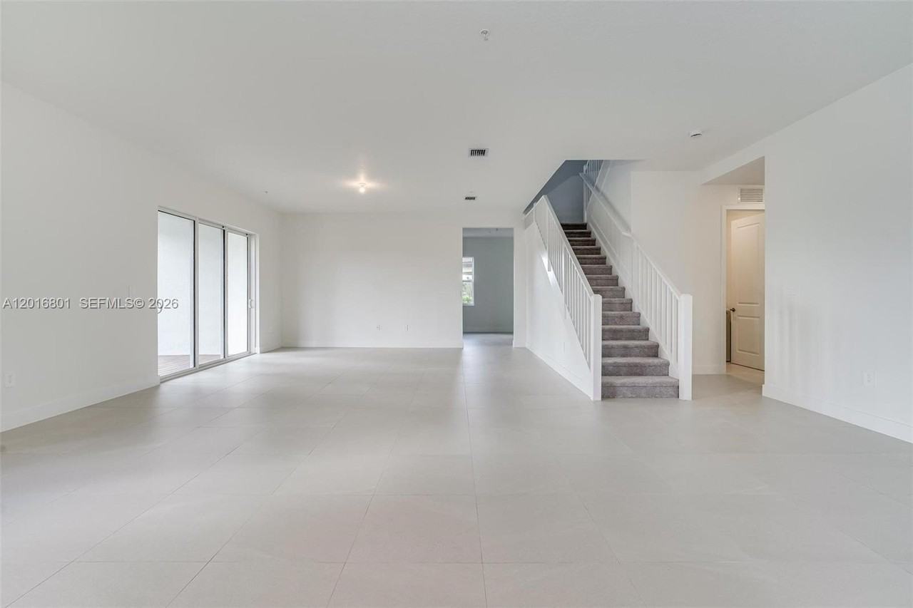 4480 Sw 122nd Ter #0 - Photo 2 of 23