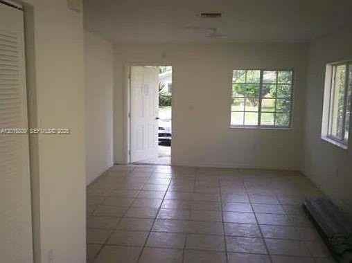 917 Sw 8th Pl - Photo 6 of 8