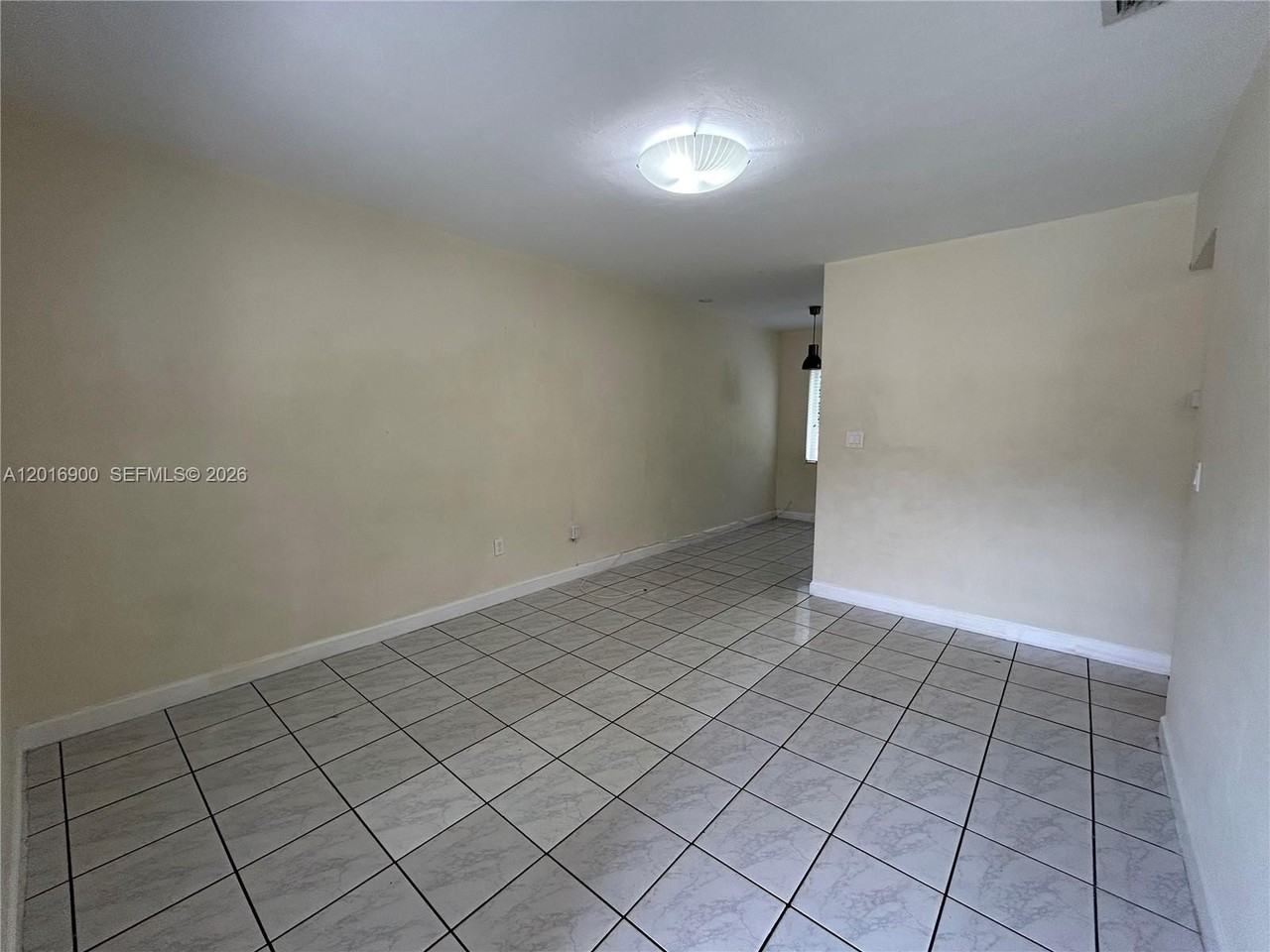2843 Sw 37th Ct #W - Photo 5 of 20