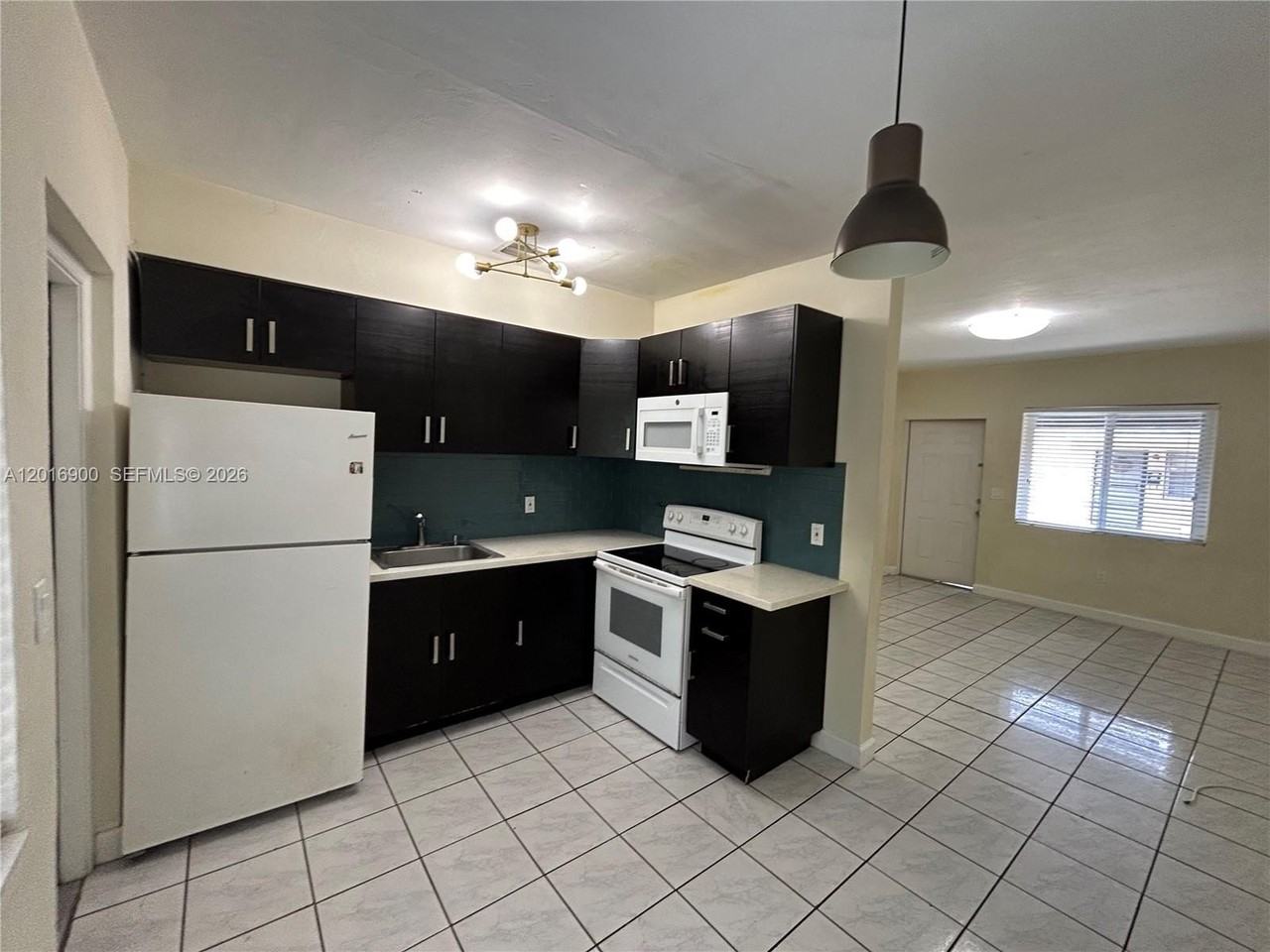 2843 Sw 37th Ct #W - Photo 7 of 20
