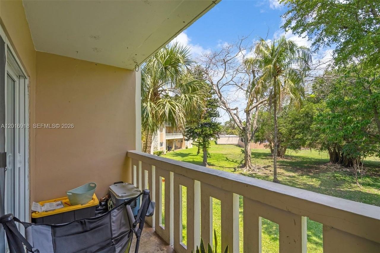 7400 Miami Lakes Dr #D205 - Photo 7 of 27