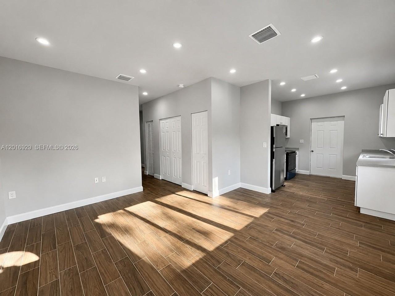 4721 Nw 15th Ct #1 - Photo 3 of 11