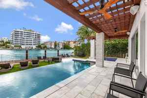 featured image of 9380 Bay Dr