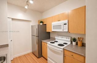 1919 Van Buren St #115A - Photo 1 of 1