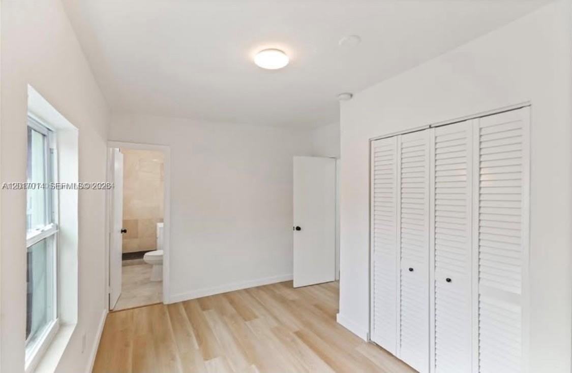 954 Nw 75th St #B - Photo 3 of 11