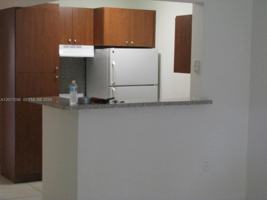 featured image of 10832 N Kendall Dr #U11