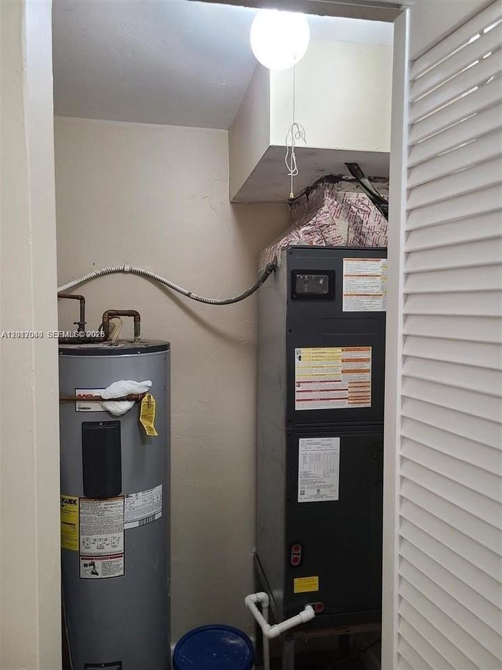 2713 Nw 47th Ter #504 - Photo 6 of 13