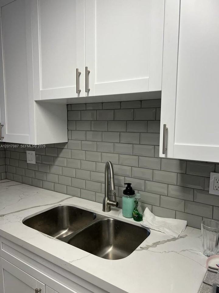 12442 Nw 7th Ln #12442 - Photo 3 of 12