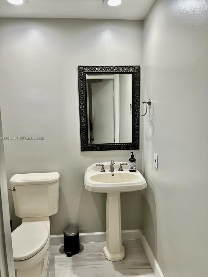 12442 Nw 7th Ln #12442 - Photo 6 of 12