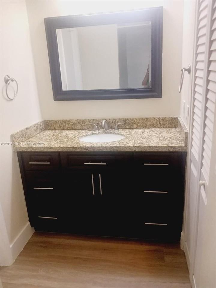 9319 Sw 123rd Avenue Ct - Photo 5 of 23