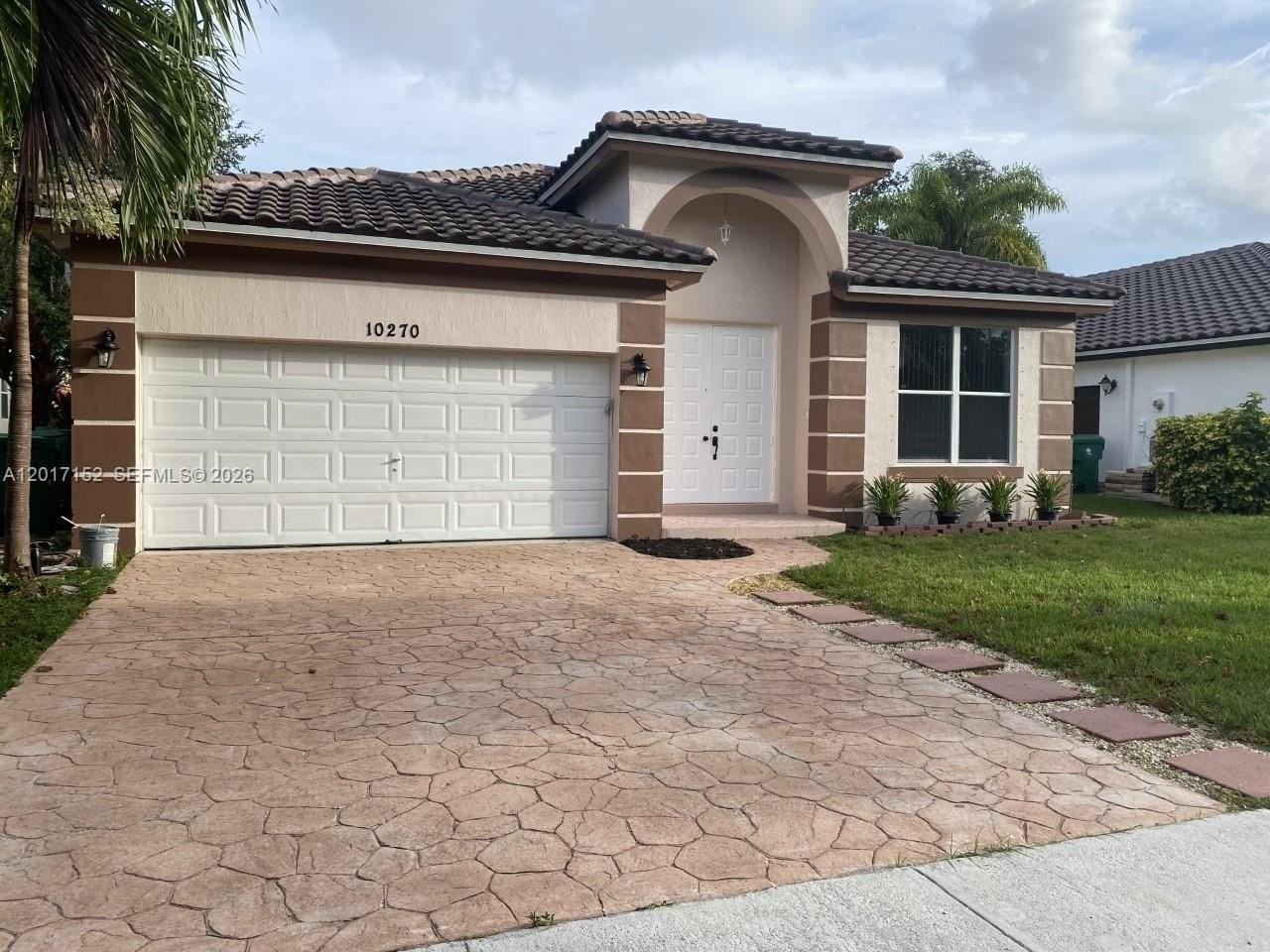 10270 Sw 59th St #10270 - Photo 2 of 24