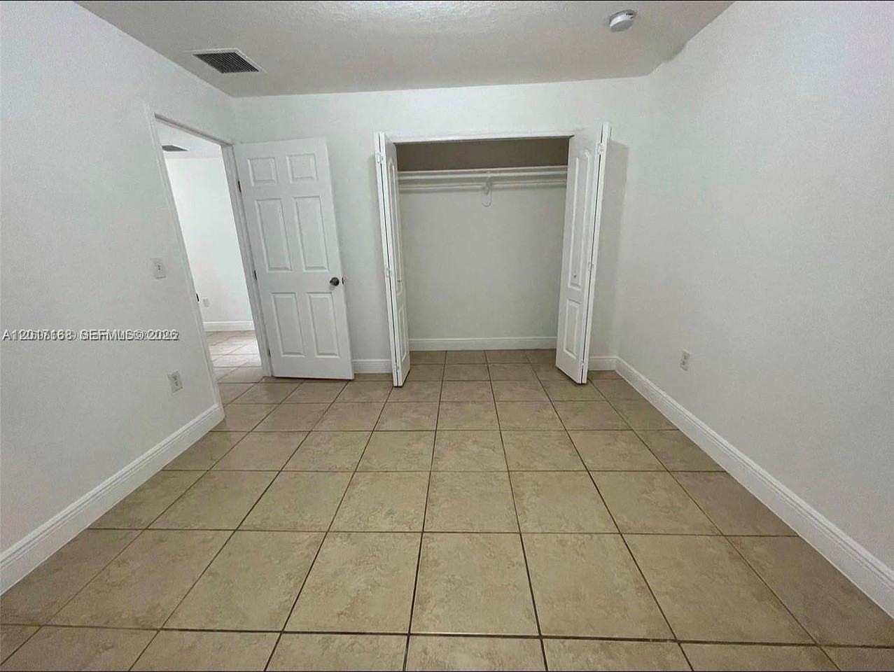 5881 Nw 32nd Ave #5881 - Photo 2 of 7