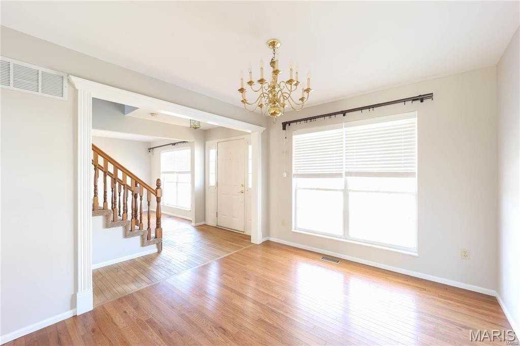 226 Cheval Square Dr - Photo 5 of 29
