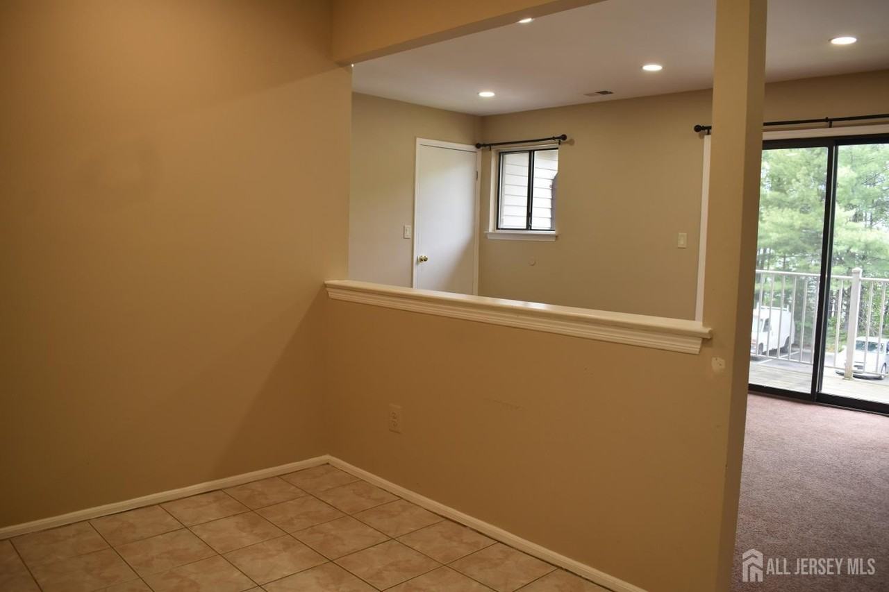 4410 Birchwood Ct - Photo 6 of 15