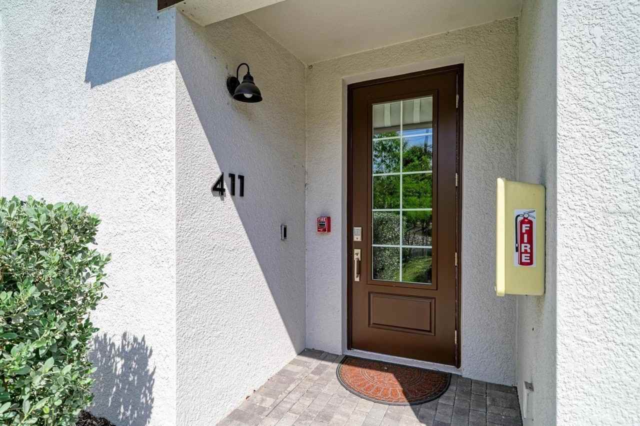 5687 N Honore Ave #411 - Photo 2 of 25