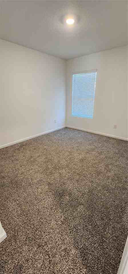 79 Pepperdine Dr - Photo 7 of 20