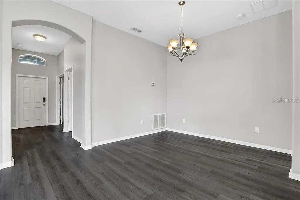 4908 Havilland Dr - Photo 6 of 28