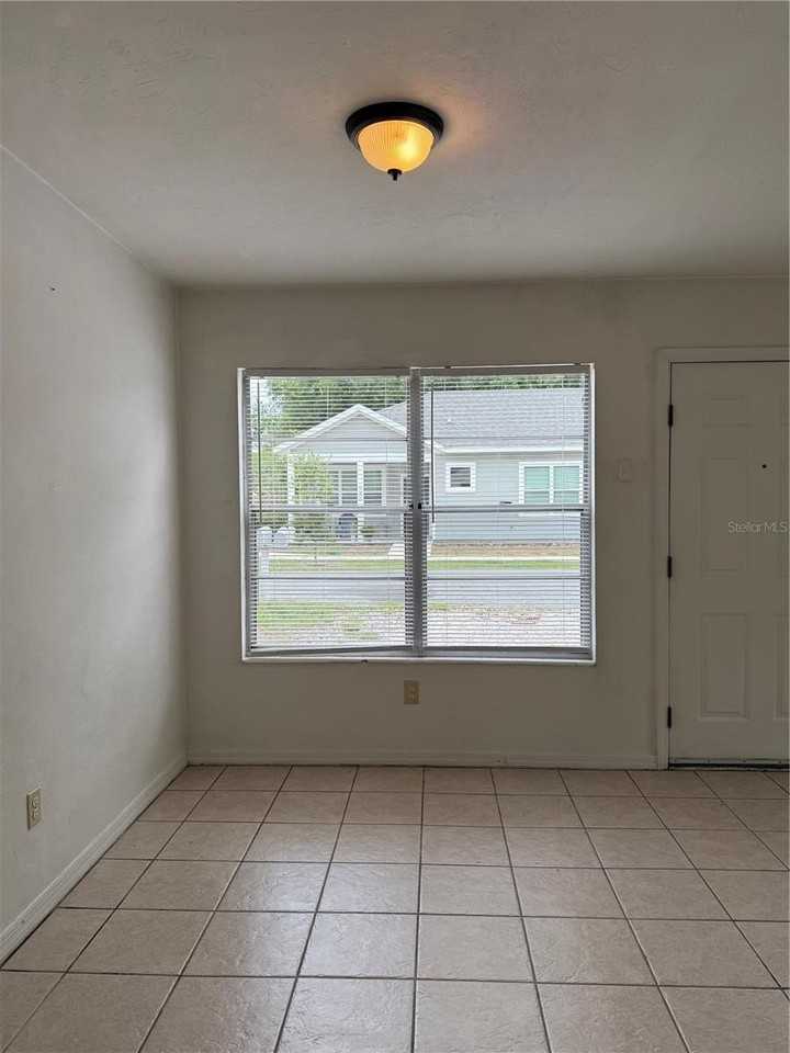 537 Nw 30th Ave - Photo 4 of 16