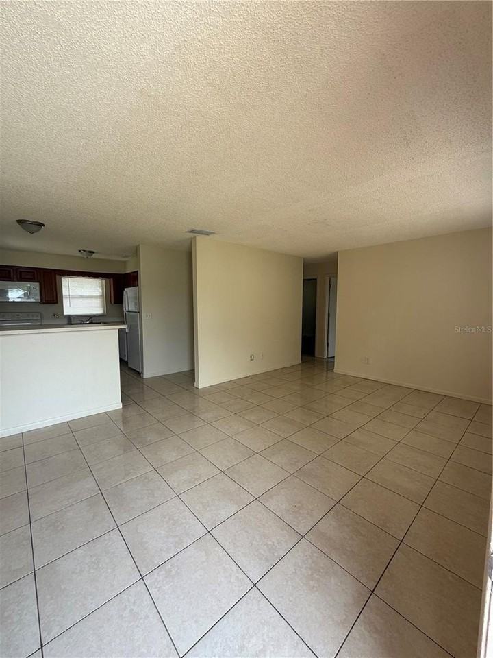 136 Shannon Dr - Photo 6 of 14