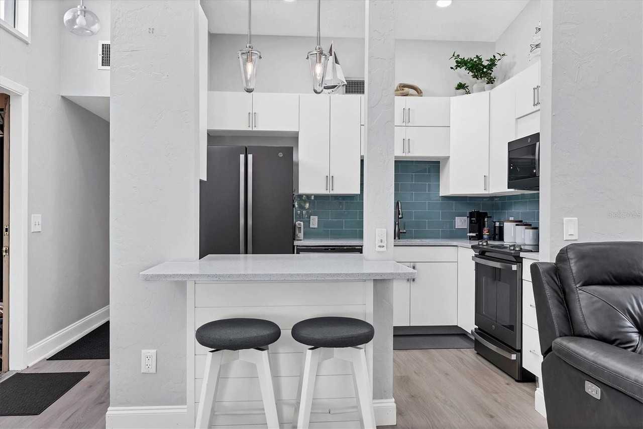680 White Pine Tree Rd #61 - Photo 6 of 40