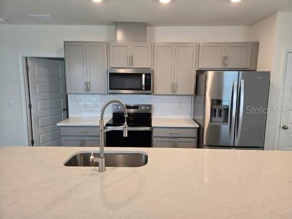 1568 Hummingbird Rd - Photo 6 of 25
