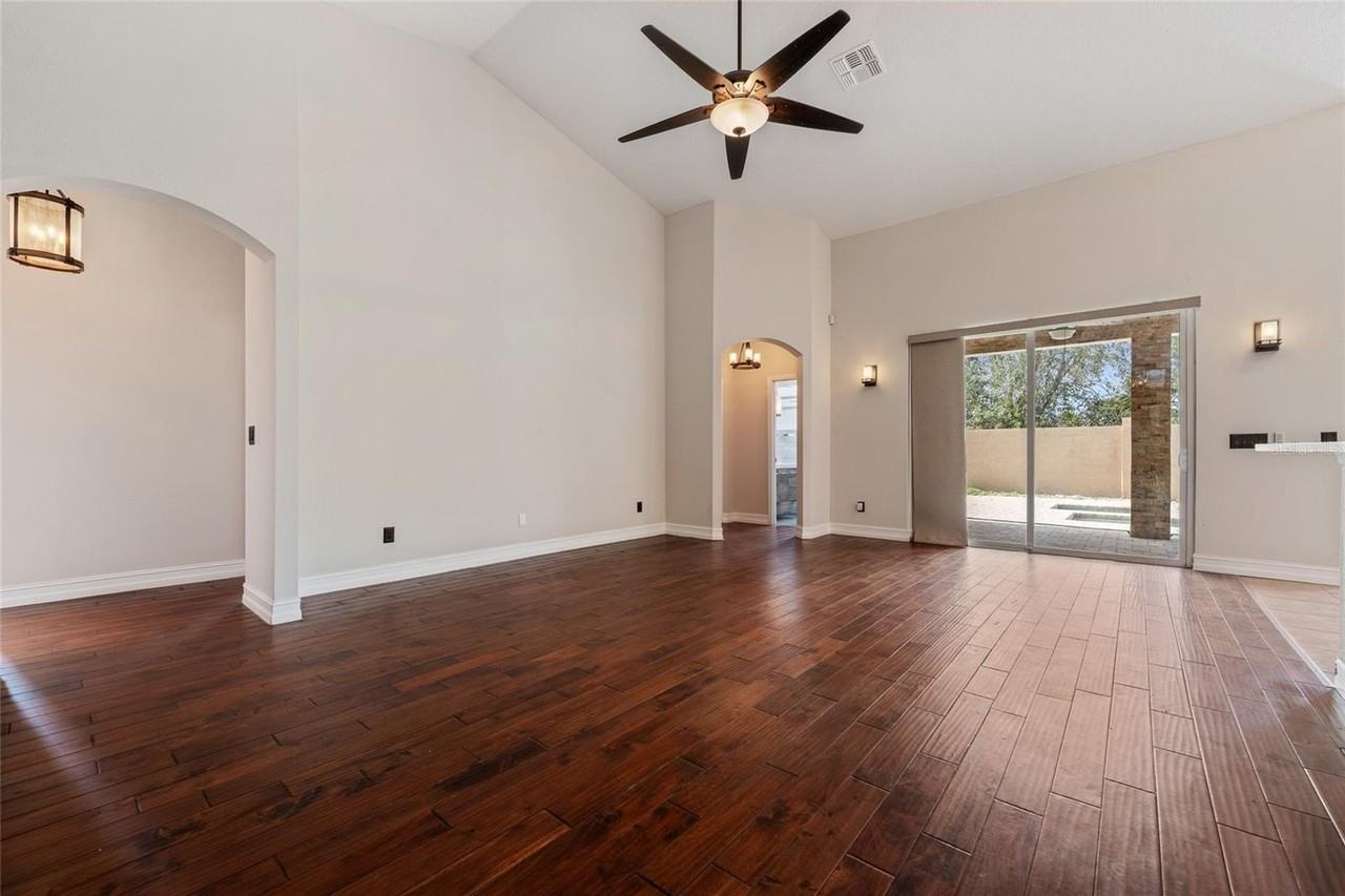 3336 Herringridge Dr - Photo 4 of 22