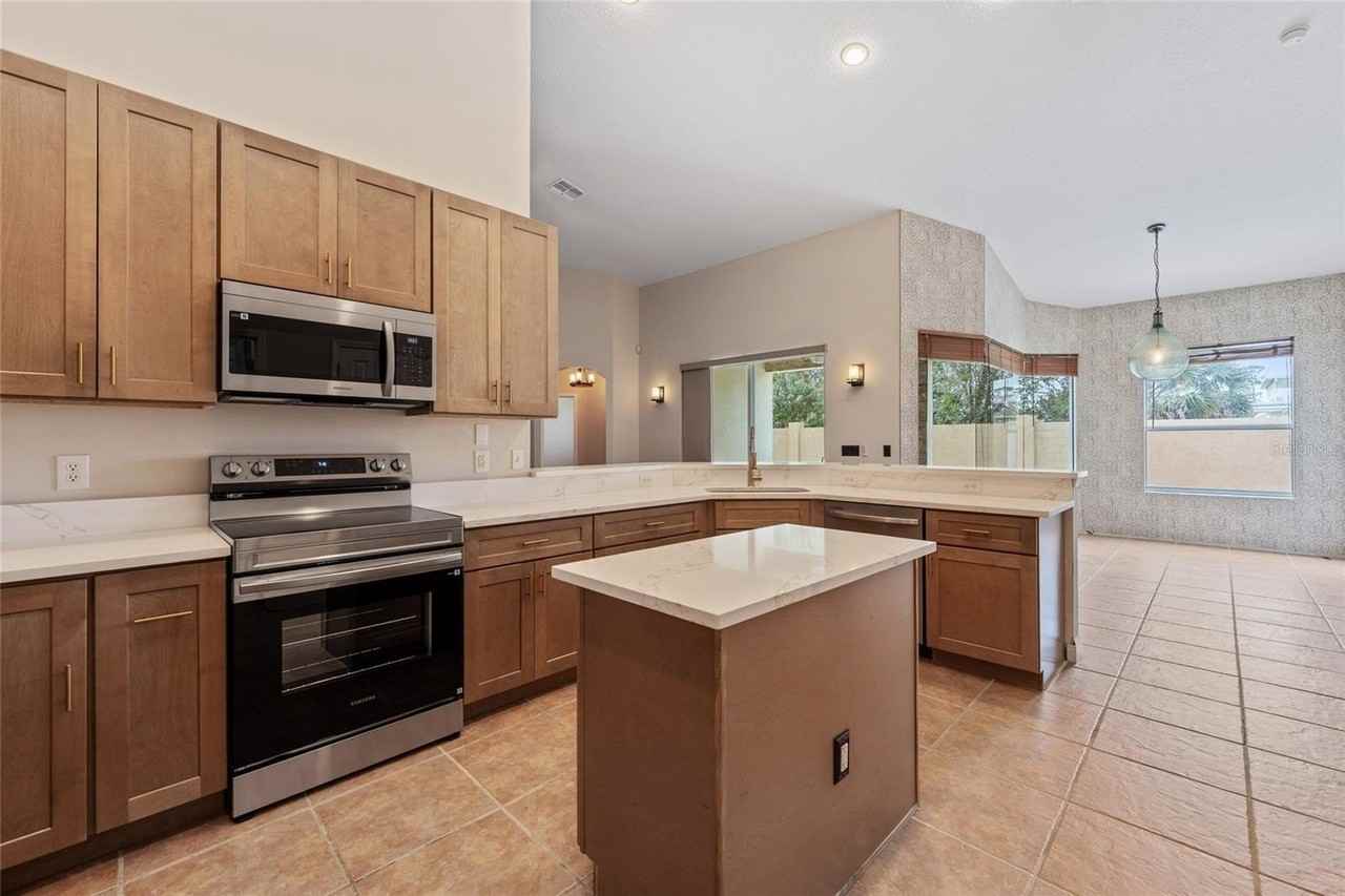 3336 Herringridge Dr - Photo 7 of 22