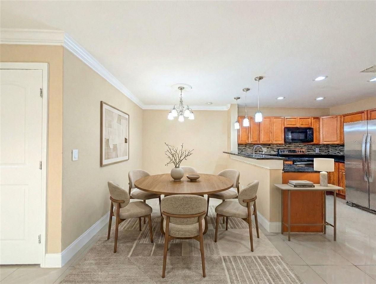 6022 Westgate Dr #102 - Photo 3 of 12
