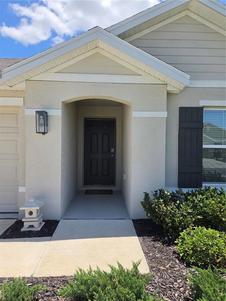 8609 Sw 46th Ter - Photo 2 of 16