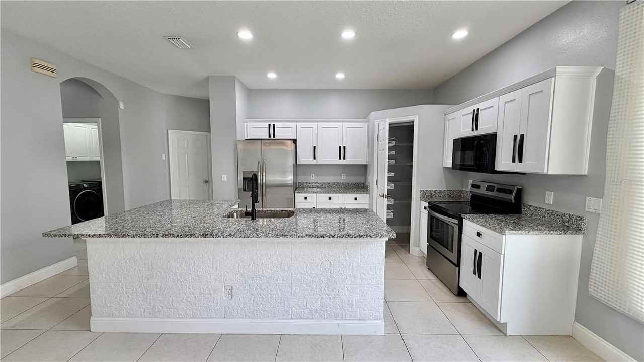 4860 Chalfont Dr - Photo 2 of 36