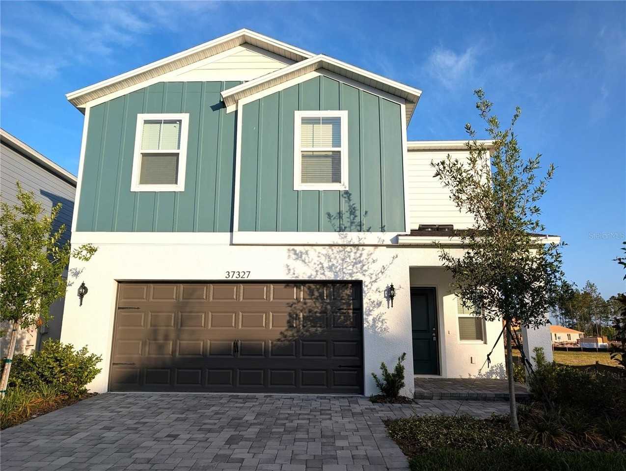 37327 Sagemoor Dr - Photo 2 of 26