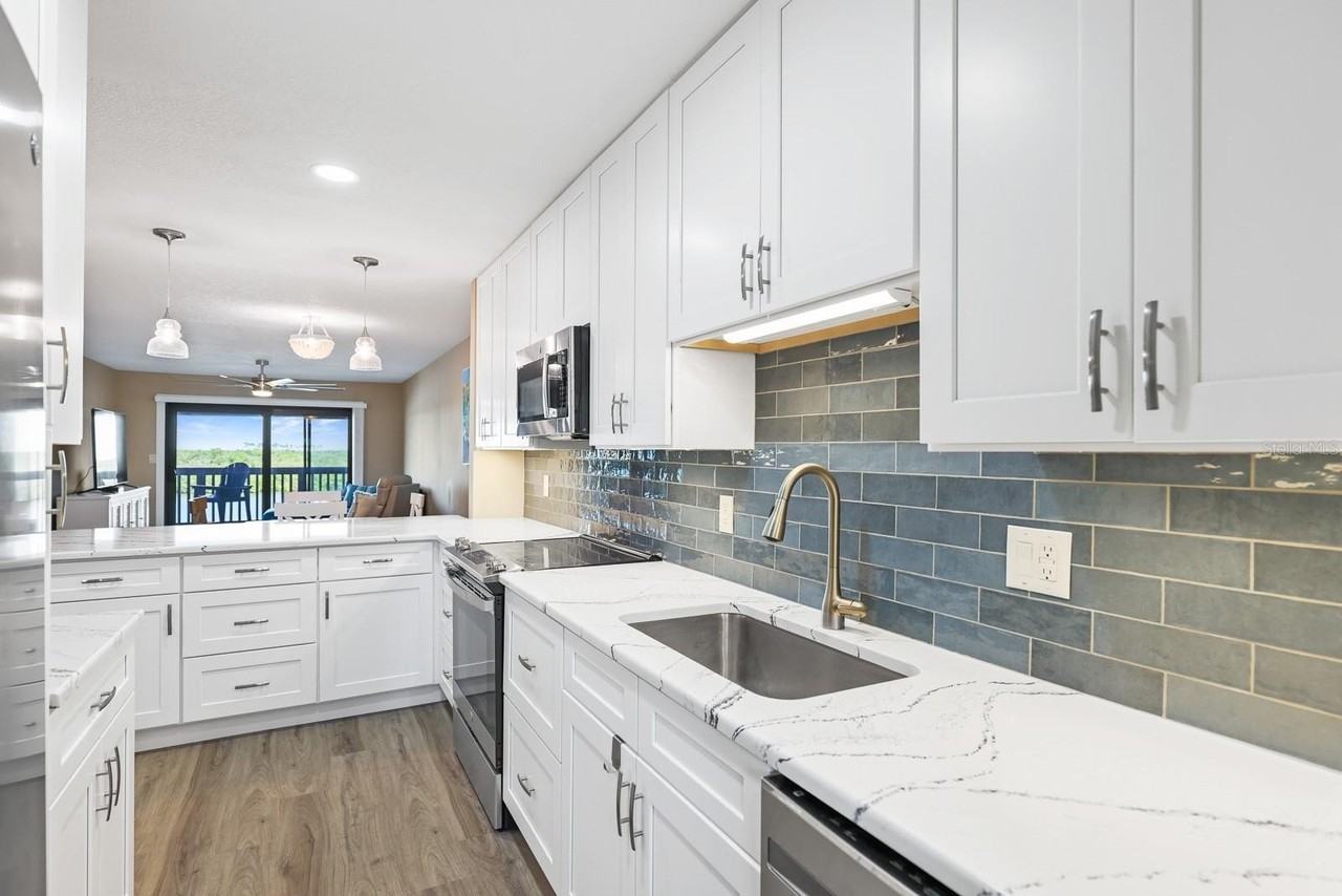 821 Bahia Del Sol Dr #B - Photo 6 of 36