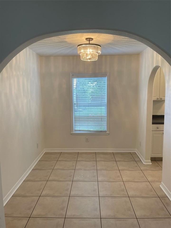 1914 W Aileen St - Photo 5 of 12