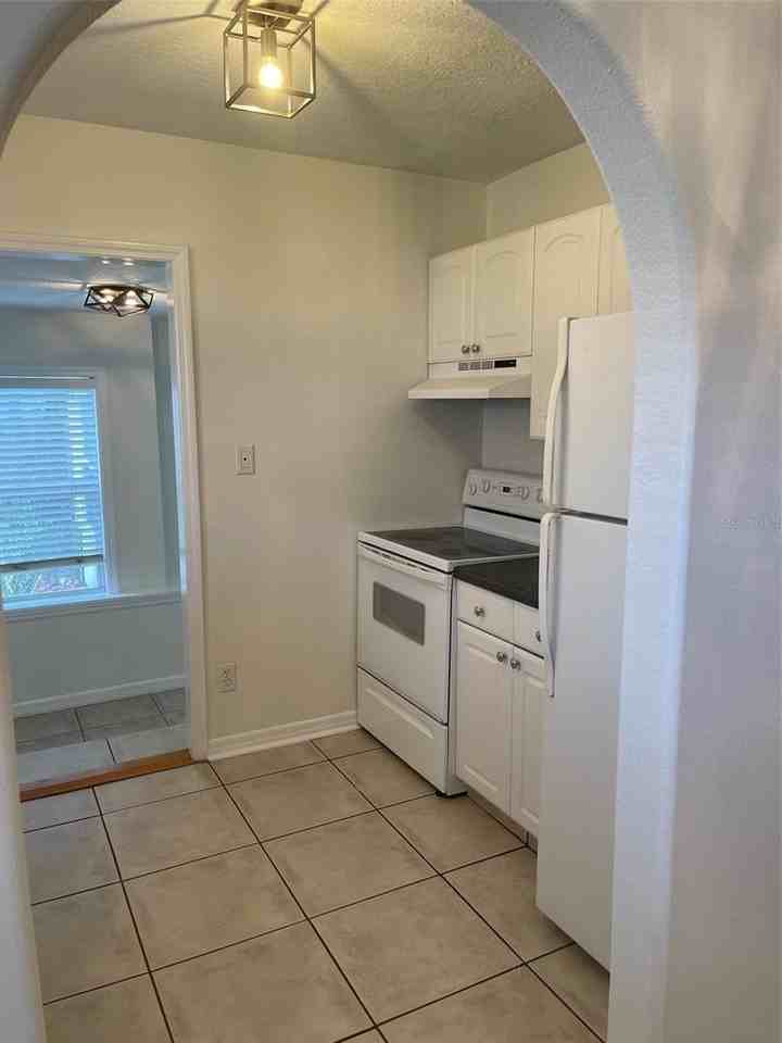 1914 W Aileen St - Photo 7 of 12