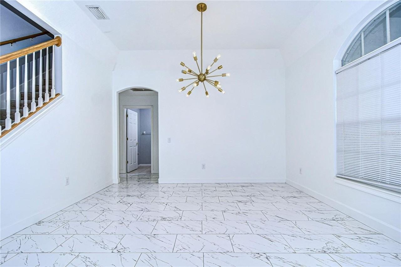 5103 Ashcrest Ct - Photo 4 of 50