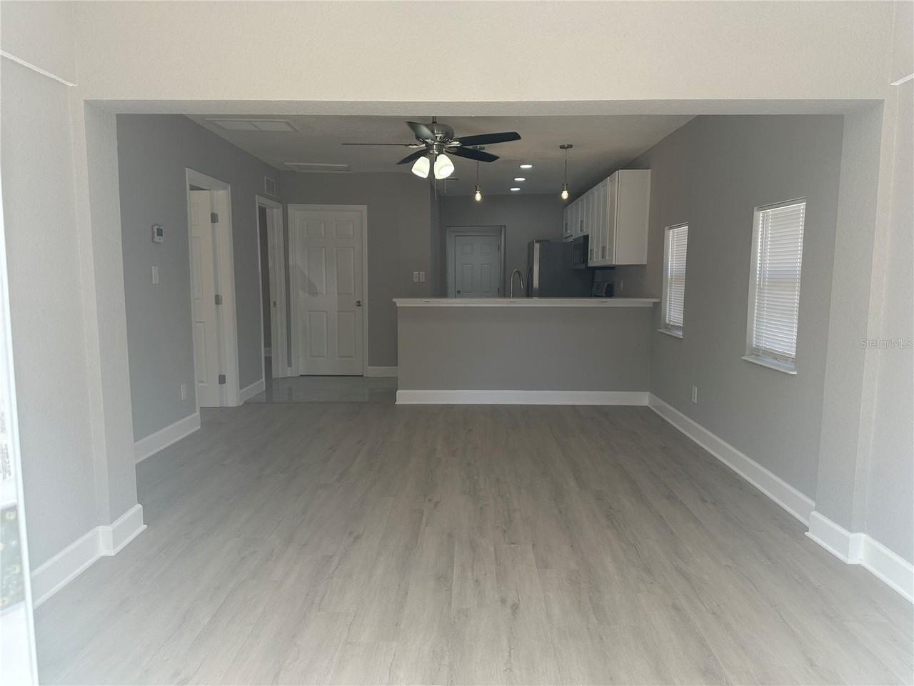 2901 20th St N - Photo 2 of 14