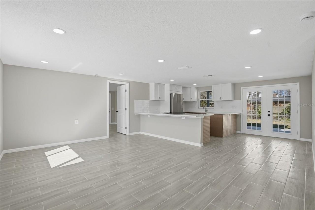 5543 Quist Dr - Photo 4 of 21