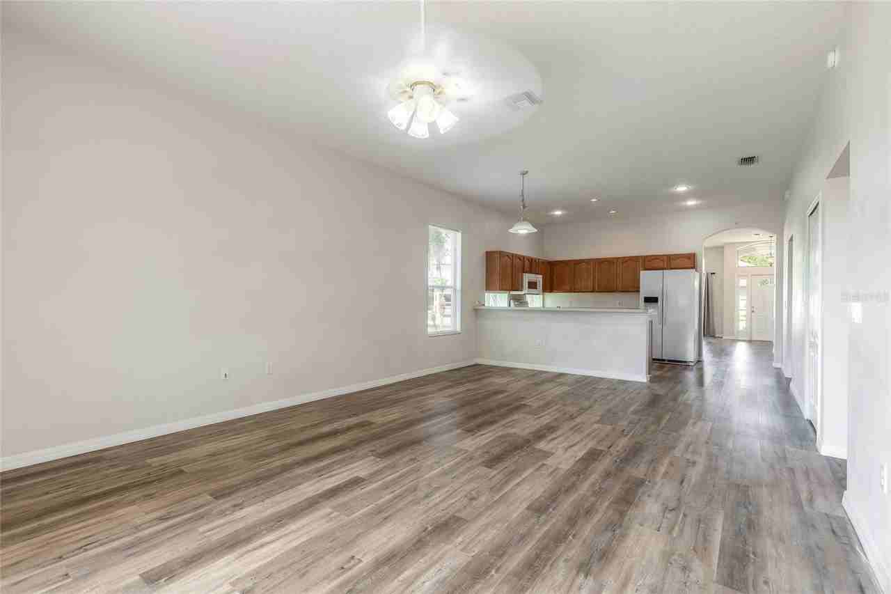 122 Spring Glen Dr - Photo 5 of 8