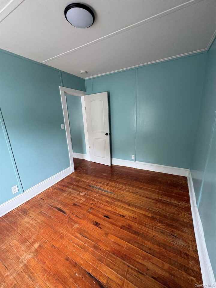 108 Main St #1 - Photo 6 of 13
