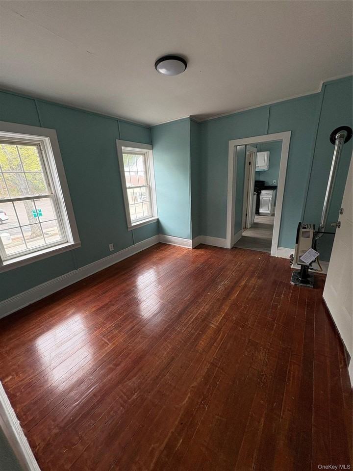108 Main St #1 - Photo 7 of 13